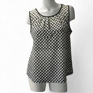 WHBM sleeveless business casual work attire tank camisol blouse pixel gradient